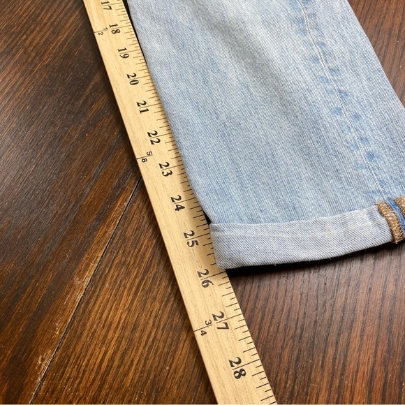 Madewell Light Blue Ankle & Cropped Jeans - Picture 12 of 13